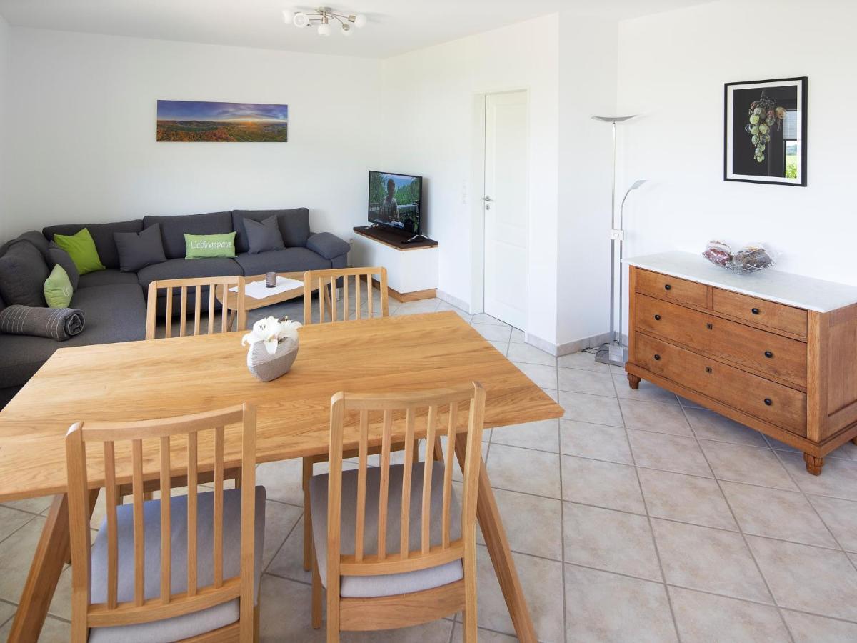 Ferienwohnung Mit 65Qm Niederrotweil Bagian luar foto